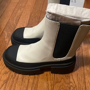 H&M Chunky Chelsea Boot Brand New